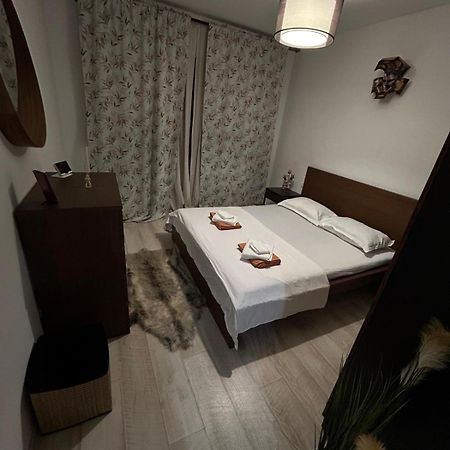Cozy Apartment 130E By Plaza Bucarest Extérieur photo