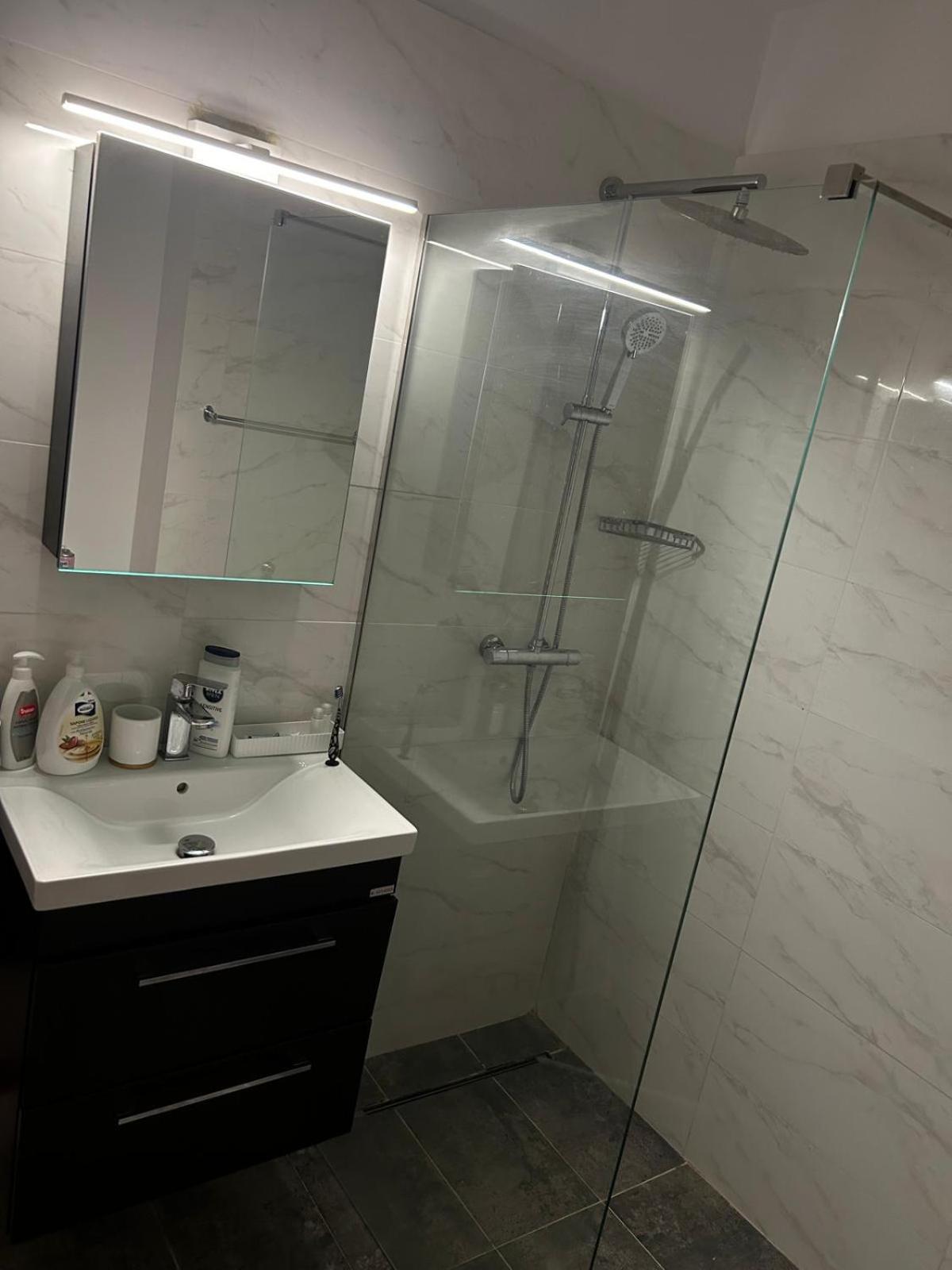 Cozy Apartment 130E By Plaza Bucarest Extérieur photo